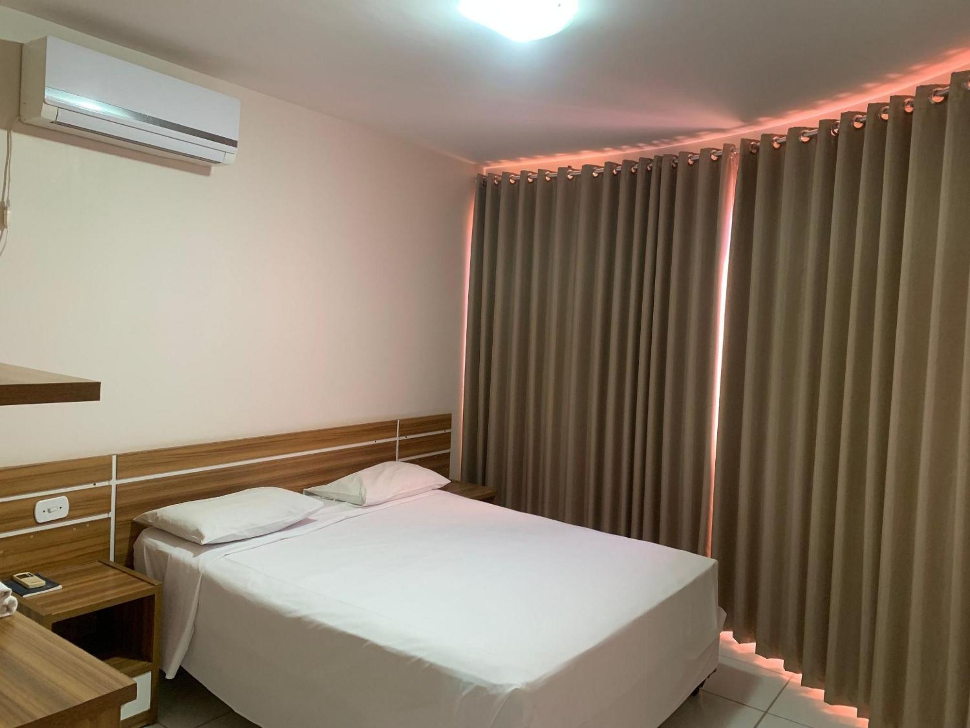 Toulon Hotel